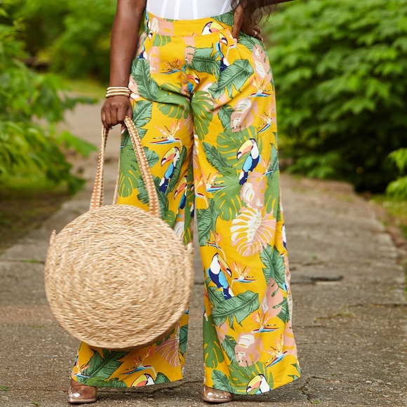 Spring Forward Palazzo Pants - Picture 3 of 5